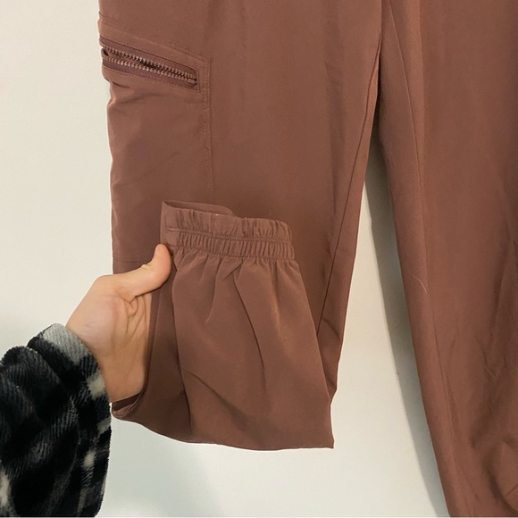 Athleta Venture Pant in Mauve size 0 - Picture 6 of 11